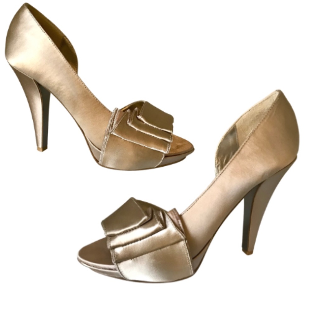Steve Madden Gold Stiletto High Heels Shoes Size 8